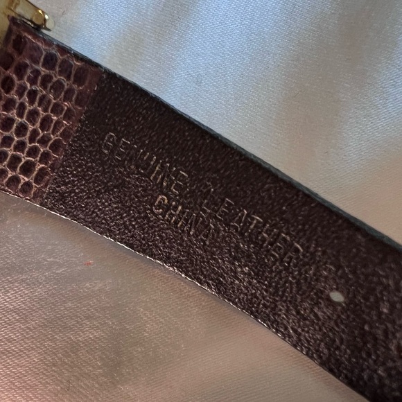 Vintage Timex Watch Gold Tone Leather Strap | Classic 90s Style Needs Battery - Picture 3 of 5